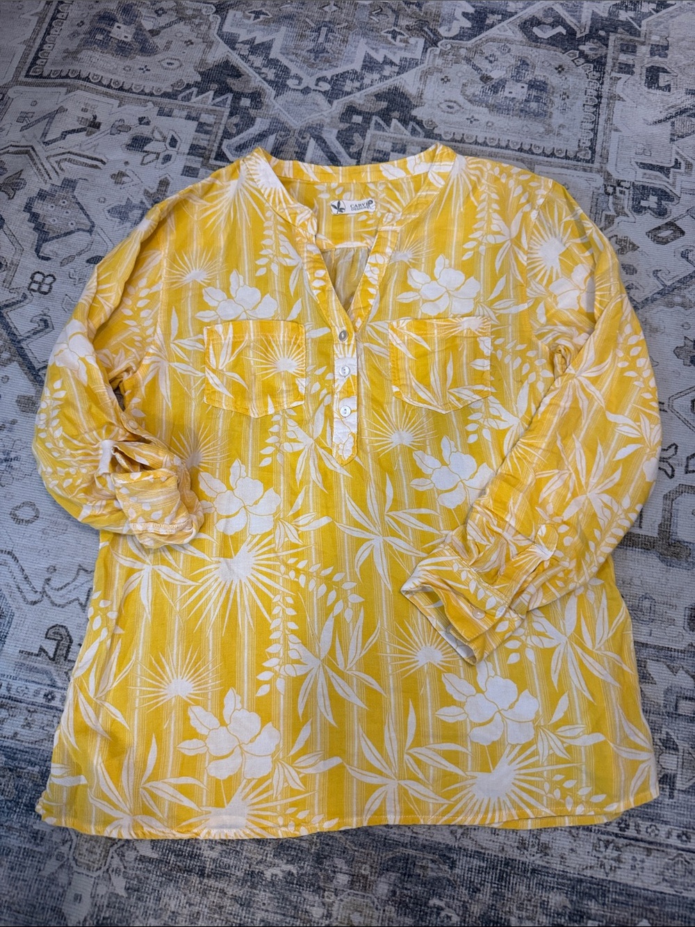 Carve Designs Small Yellow White Tropical Floral Button Blouse Coastal